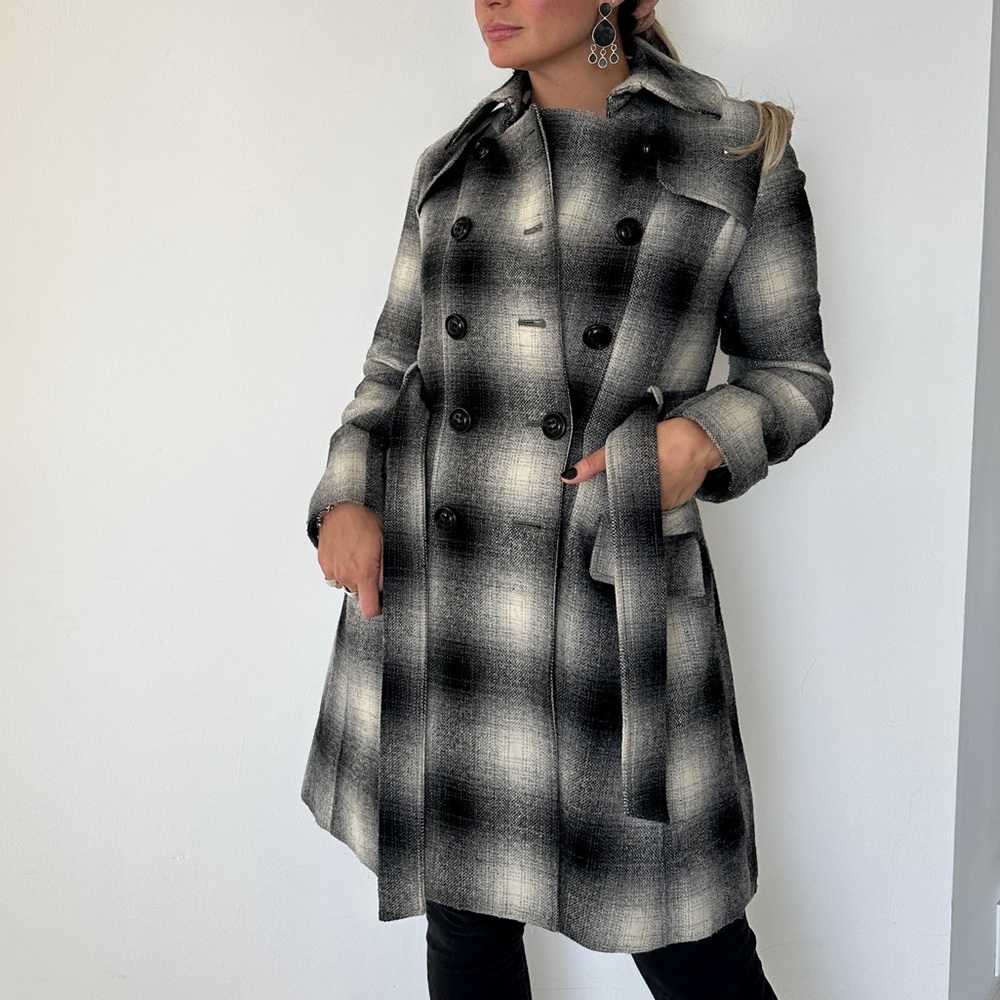 DKNY Trench coat